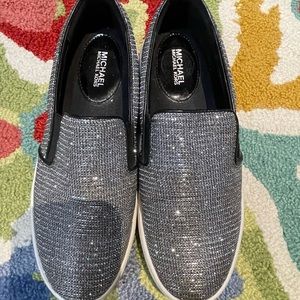 Michael Kors chain mess slip on sneakers